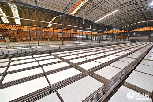 江西萍鄉 訂單充足生產忙，建筑材料產業展現蓬勃活力